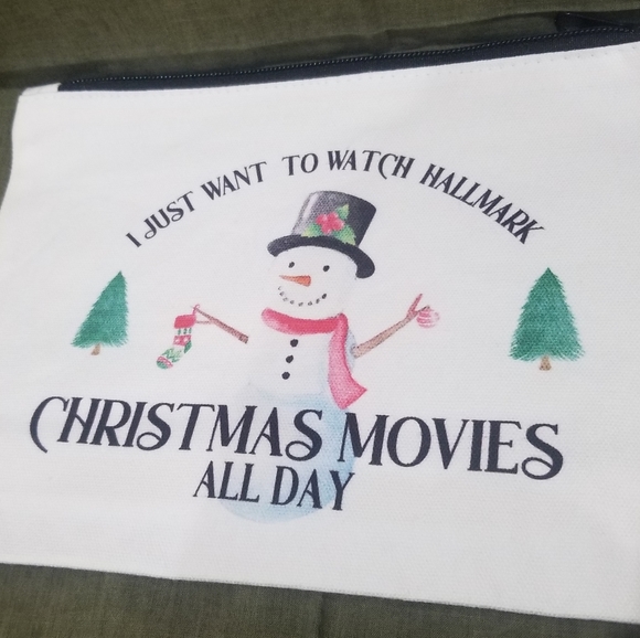 Christmas Cosmetic Travel Bag - Picture 2 of 9